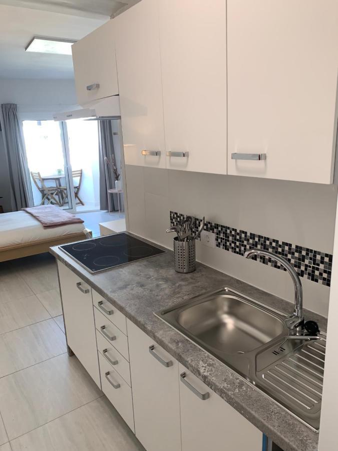 Apartament Estudio La Gavota, A 2 Minutos De La Playa Los Cristianos  Zewnętrze zdjęcie